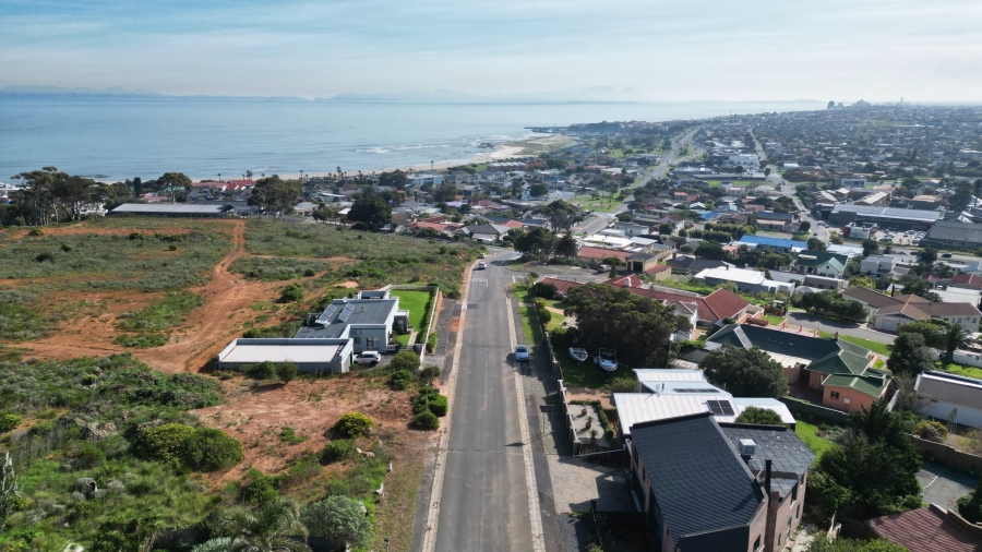 0 Bedroom Property for Sale in Mountainside Western Cape